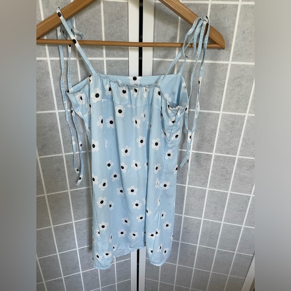Yeanzijun summer slip dress, blue with white daisy print, Size Small. - Picture 2 of 3